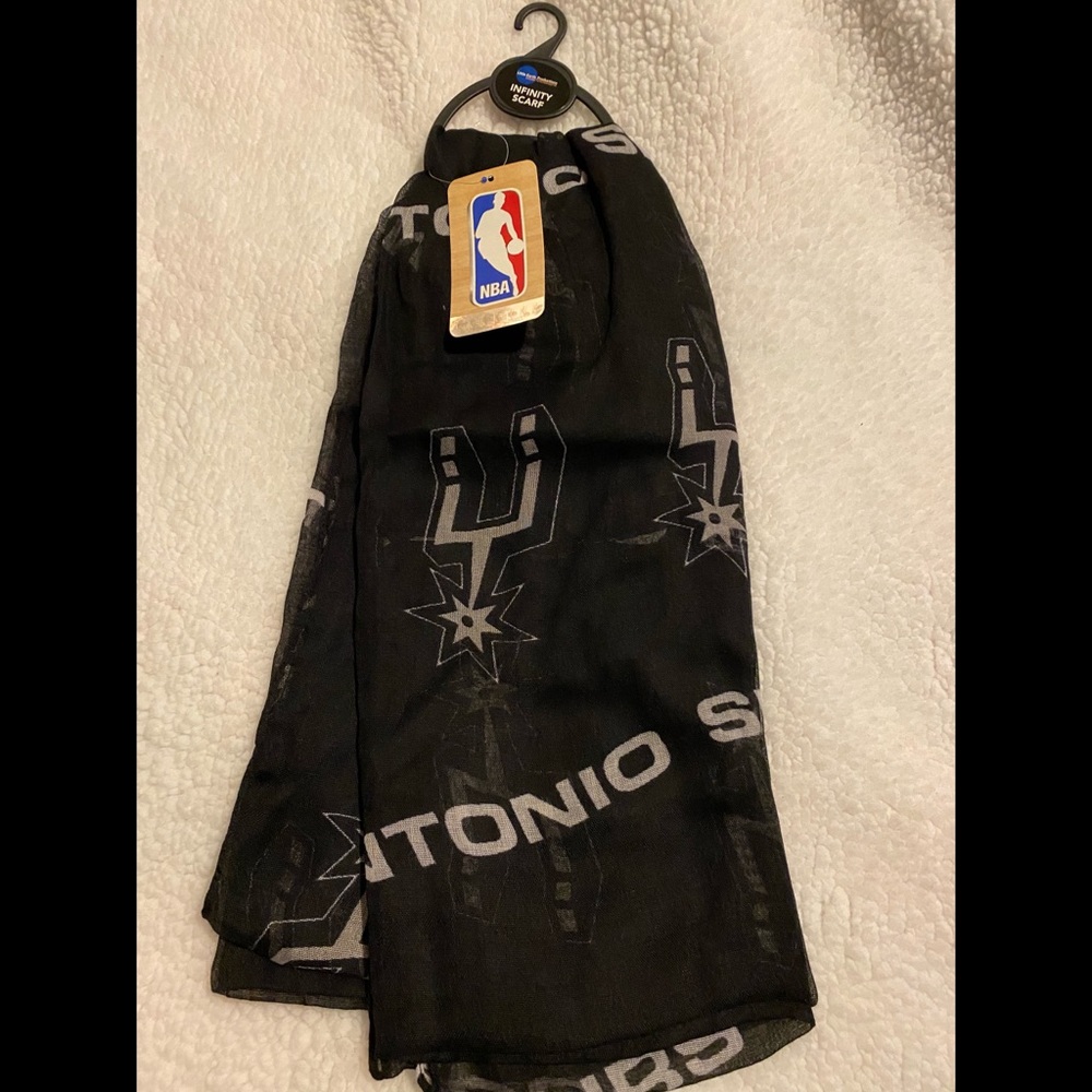 San Antonio Spurs Infinity Scarf